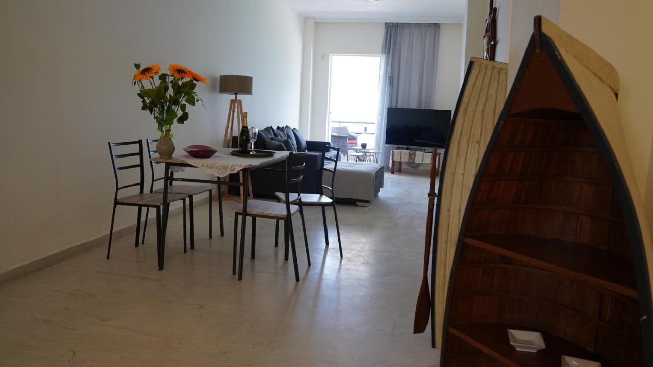 Km Beach View Apartment Chania  Bagian luar foto