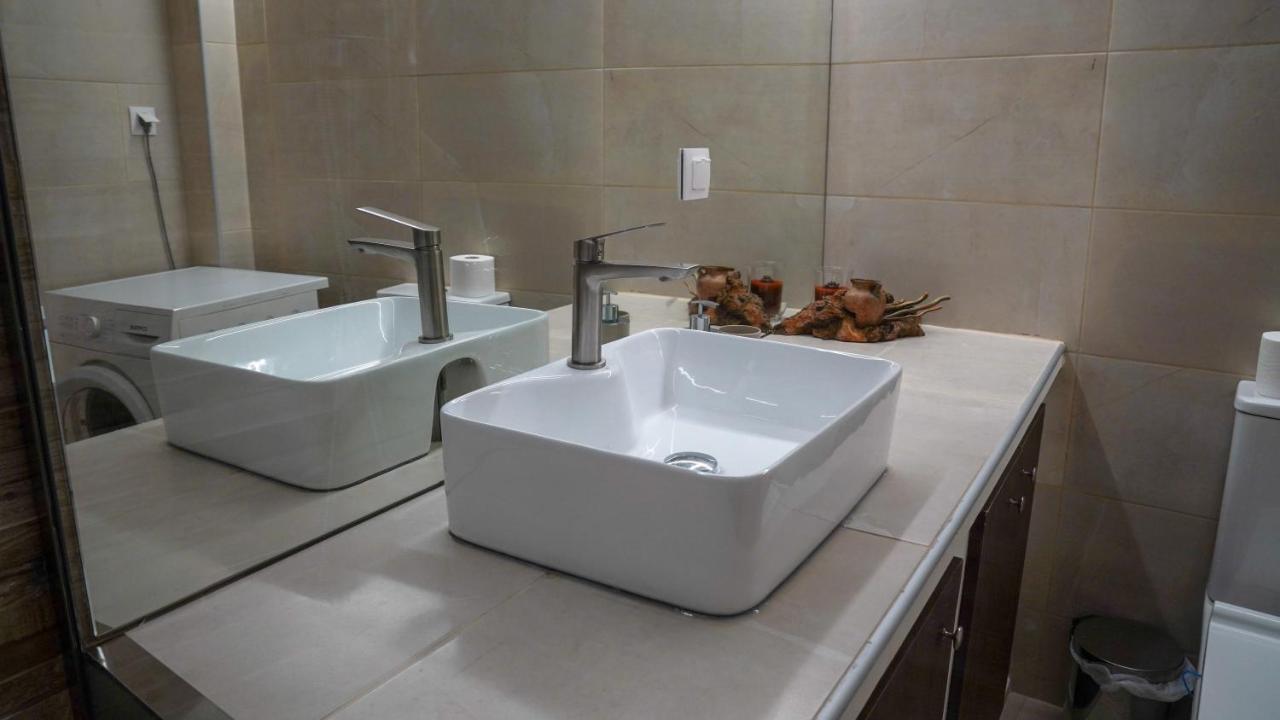 Km Beach View Apartment Chania  Bagian luar foto