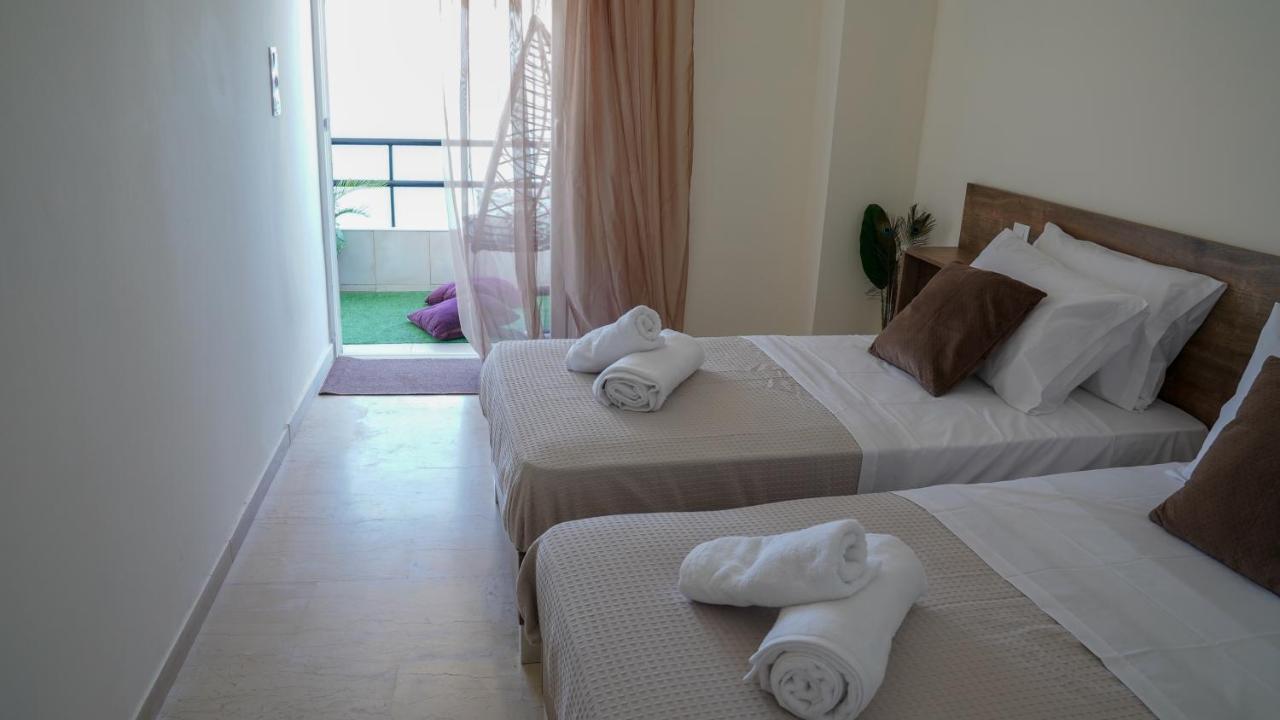 Km Beach View Apartment Chania  Bagian luar foto